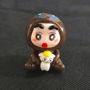 Cute Brown Crayon Shin Chan Figurine